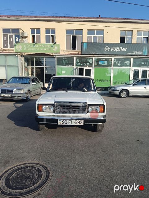 VAZ (Lada) 2107: 1.6 l 2009 il 48775 km Sedan — Bakı