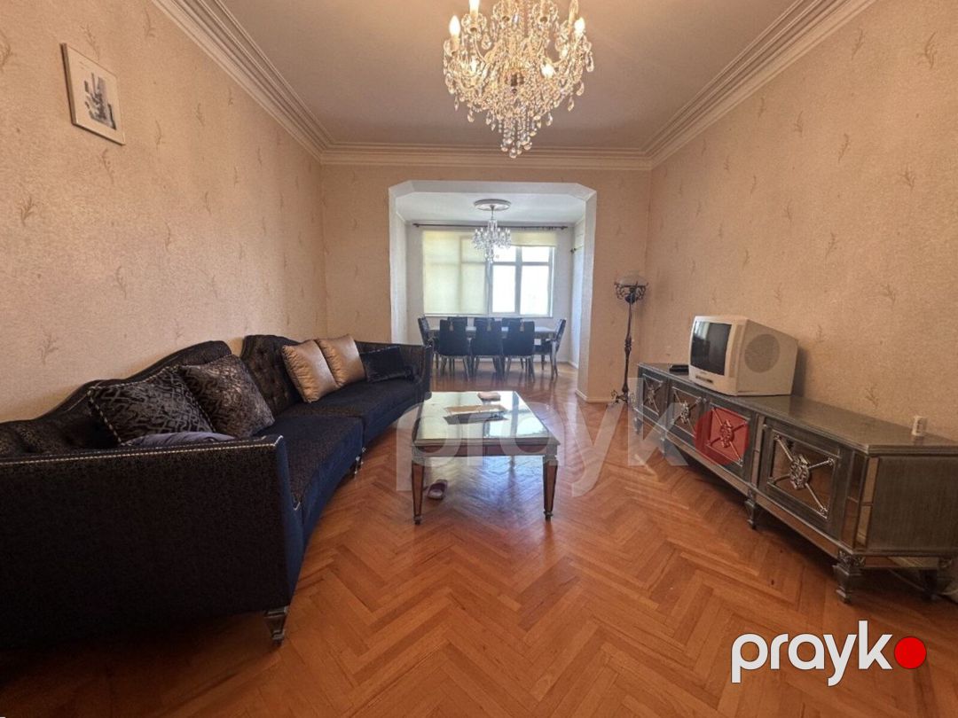 Satılır 3 otaqlı köhnə tikili 100 m² — Mənzil, Bakı (3)