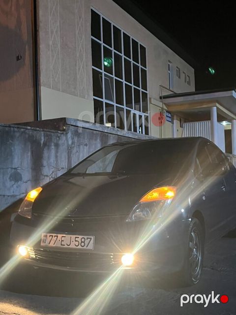 Toyota Prius, 1.5 L, 1.3 kWh, 2006 il, 250 000 km — Şəki