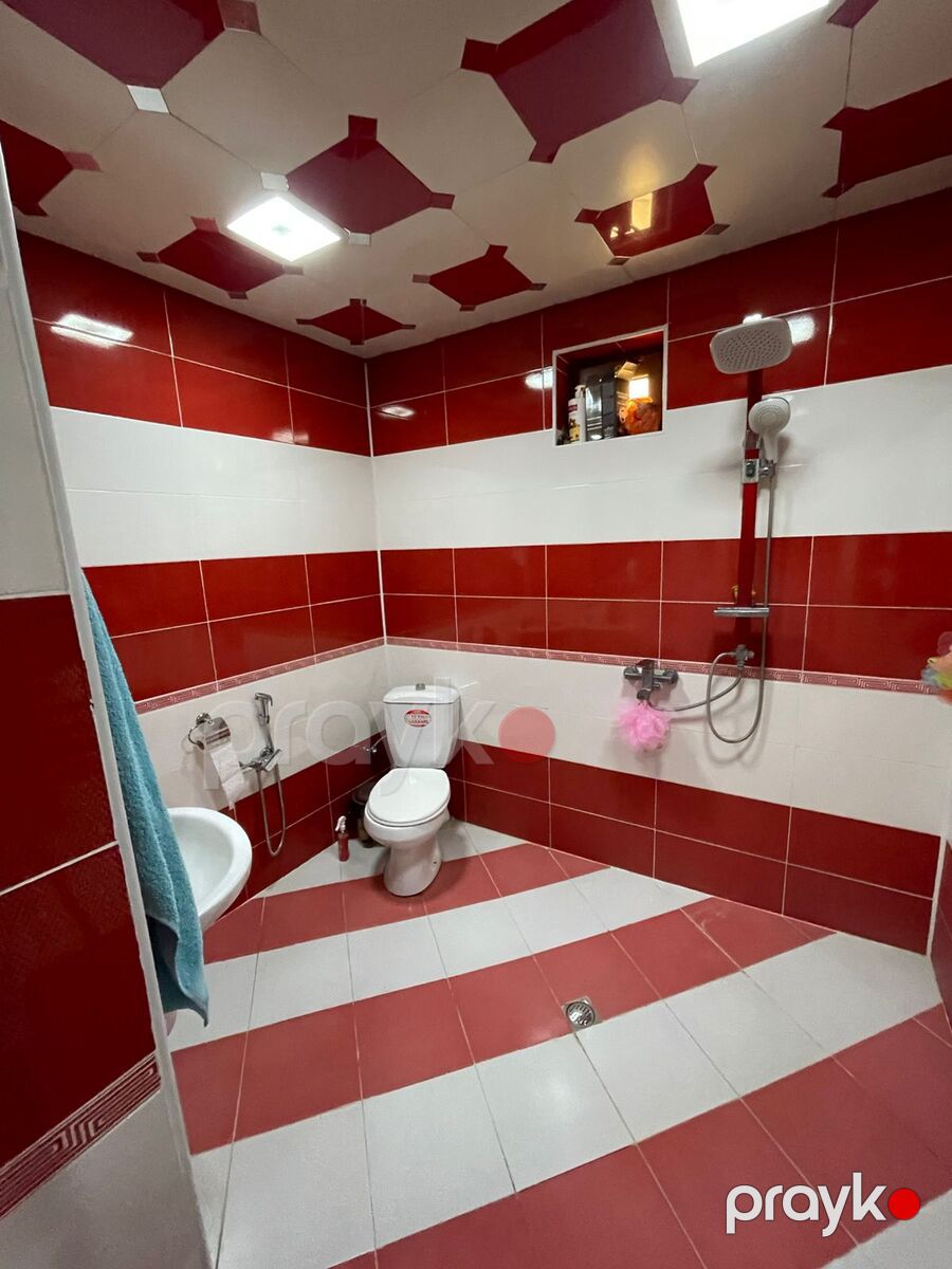 Satılır 6 otaqlı həyət evi/bağ evi 250 m² — Ev, villa, Bakı (6)