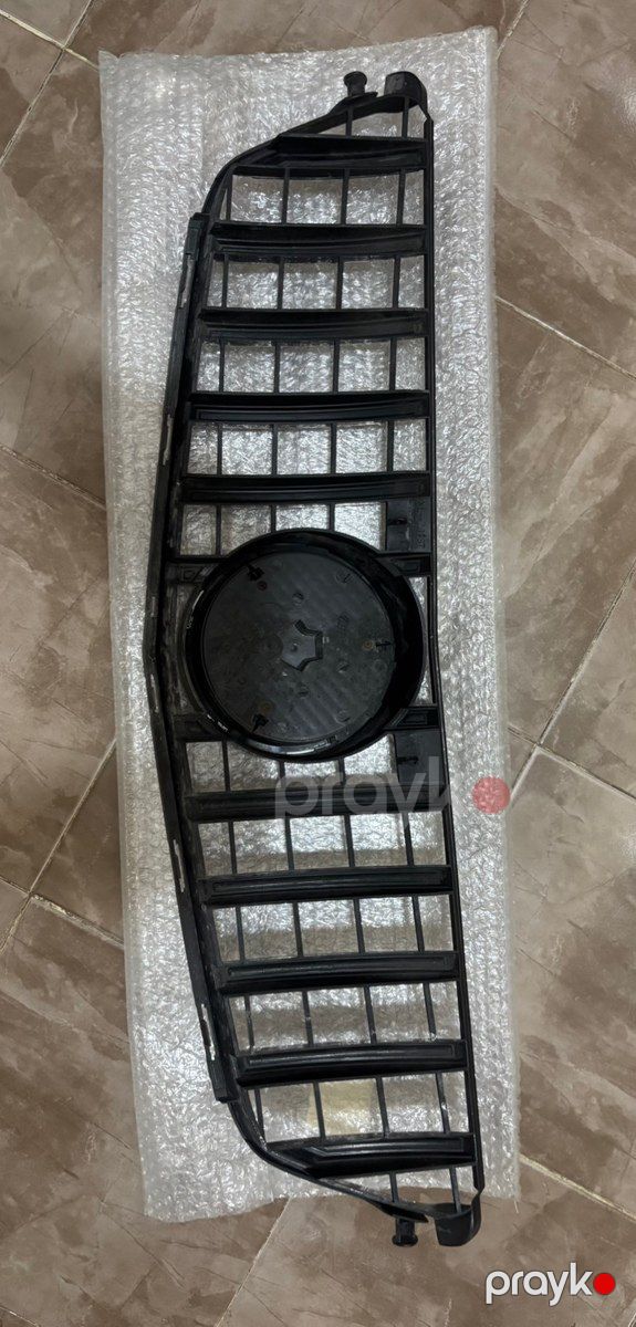 Mercedes W204 radiator barmaqlığı — Ehtiyat hissələri və aksesuarlar, Bakı (2)