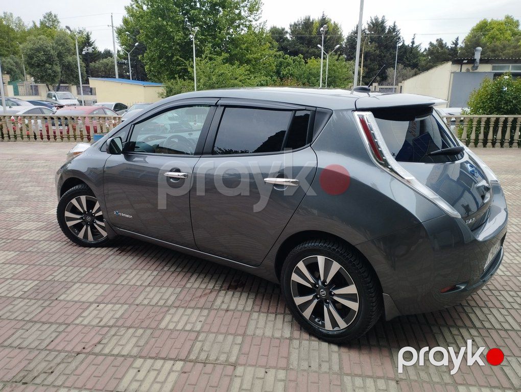 Nissan Leaf, 24 kWh, 2017 il, 97 000 km — Avtomobillər, Bakı (6)