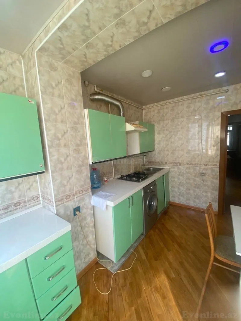 Kirayə verilir 3 otaqlı Mənzil Köhnə tikili 80 m² Bakı, Yasamal r — Mənzil, Bakı (4)