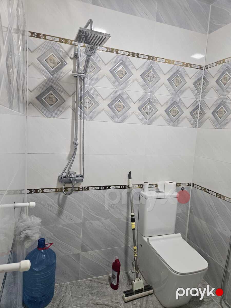 Satılır 5 otaqlı həyət evi/bağ evi 200 m² — Ev, villa, Bakı (7)