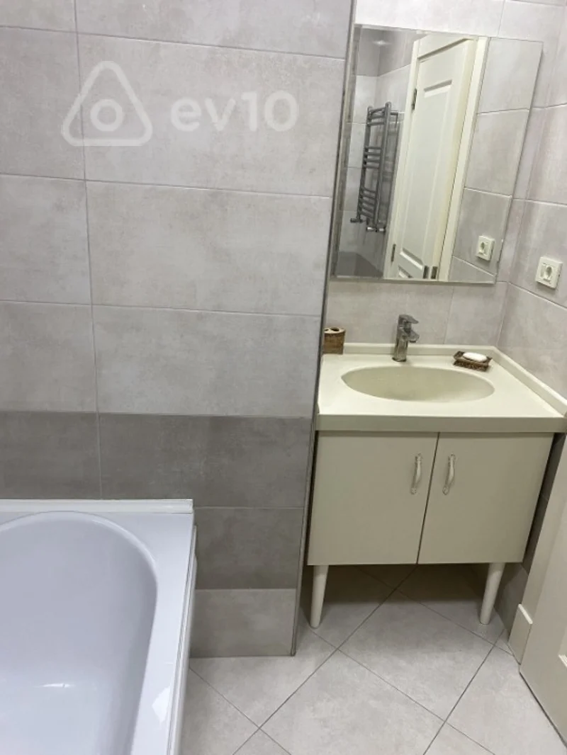 3 otaqlı mənzil, 147 m², Ağ Şəhər. Mərkəzi bulvar küçəsi Renessans-El — kirayə — Mənzil, Bakı (12)