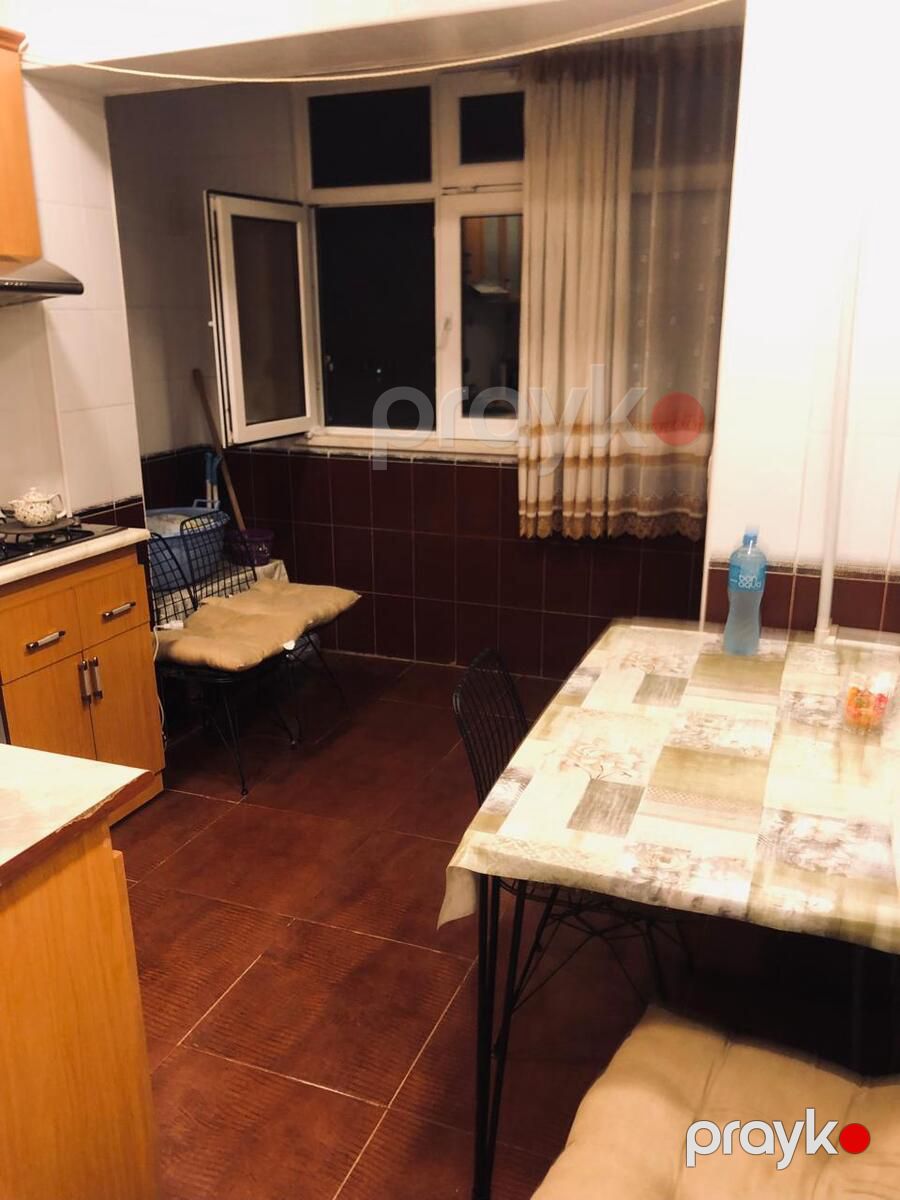 Satılır 2 otaqlı köhnə tikili 65 m² — Mənzil, Bakı (3)