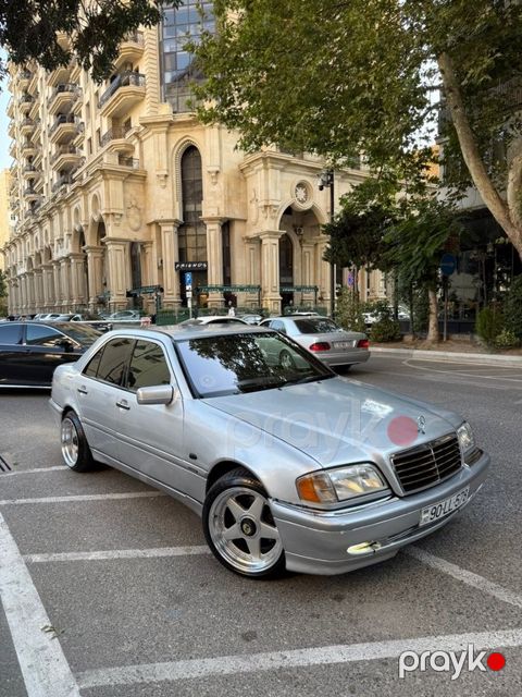 Mercedes C 180, 1.8 L, 1999 il, 300 000 km — Bakı