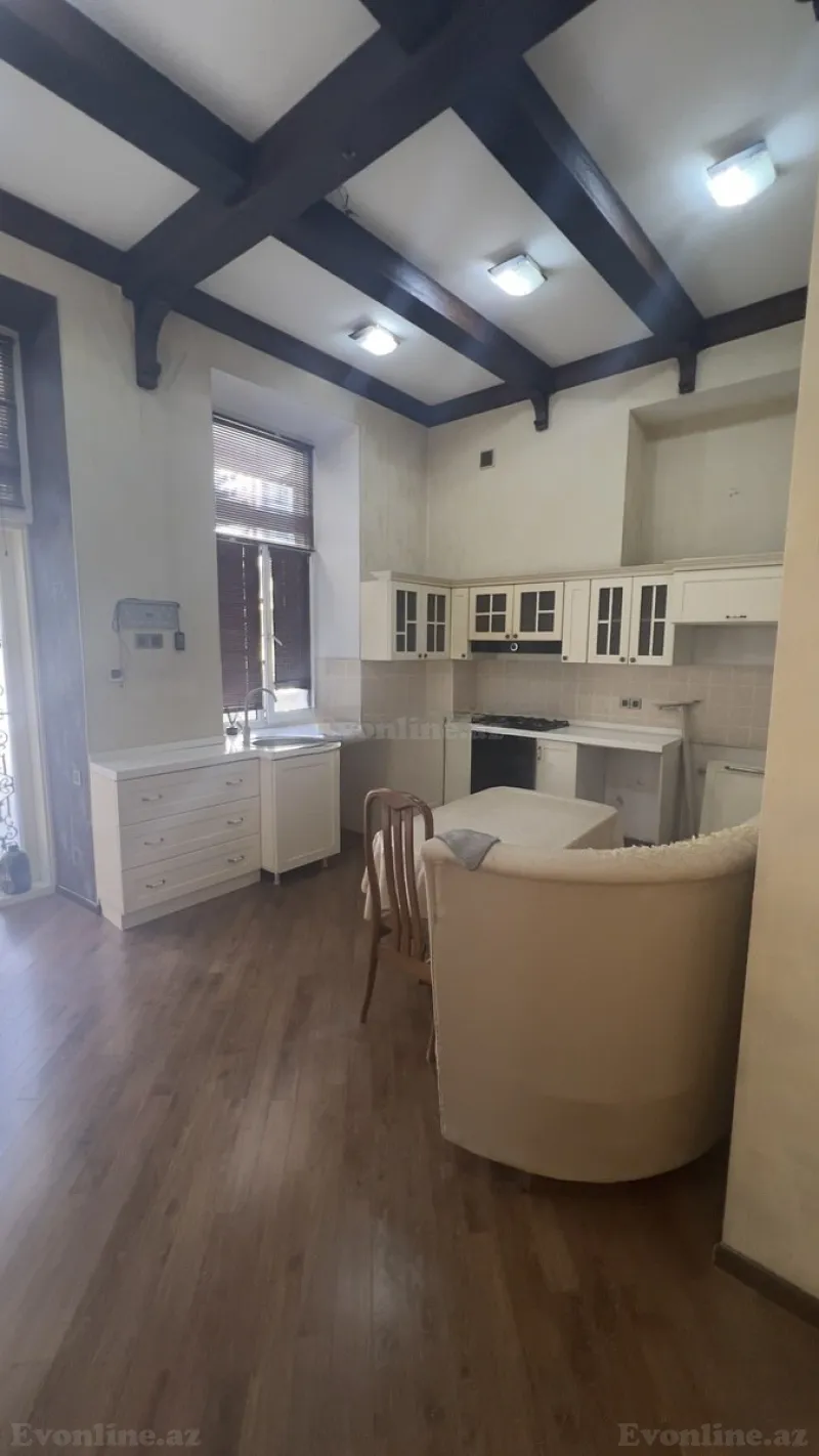 Kirayə verilir Ofis 100 m² Bakı, Nəsimi r — Ofis, Bakı (6)