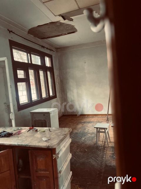 Satılır 6 otaqlı köhnə tikili 70 m² — Bakı