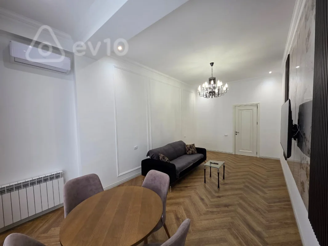 2 otaqlı mənzil, 110 m², Ceyhunbəy Hacıbəyli Küçəsi — kirayə — Mənzil, Bakı (2)