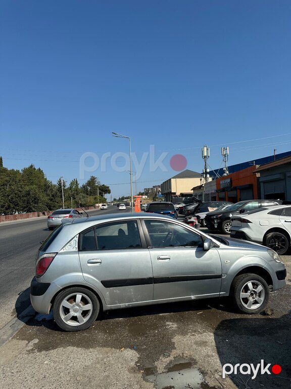 Kia Rio, 1.6 L, 2006 il, 350 000 km — Avtomobillər, Bakı (8)