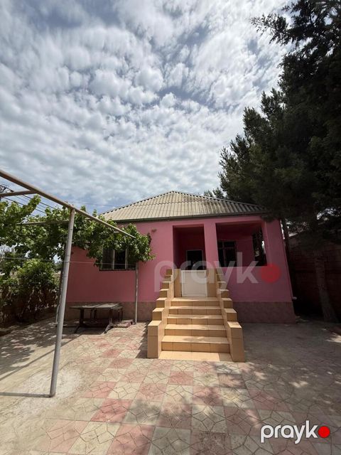 İcarəyə verilir 2 otaqlı həyət evi/bağ evi 90 m² — Bakı
