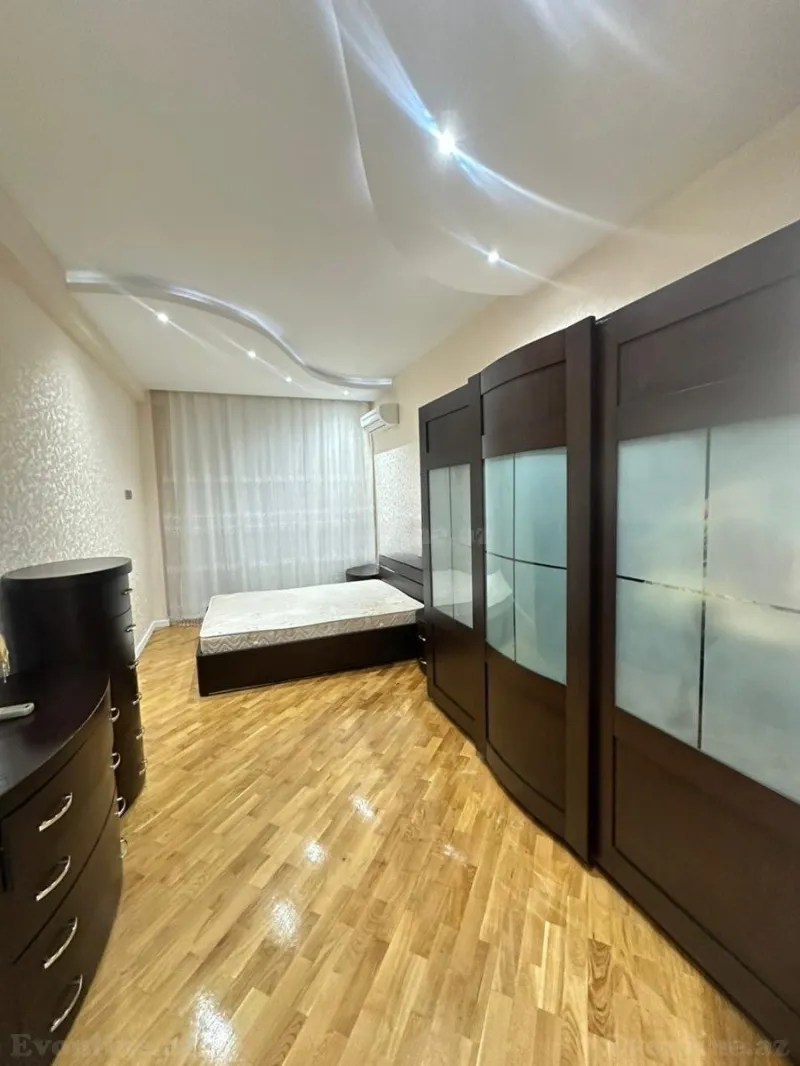 Kirayə verilir 5 otaqlı Mənzil Yeni tikili 240 m² Bakı, Nəsimi r., 28 May m — Mənzil, Bakı (5)