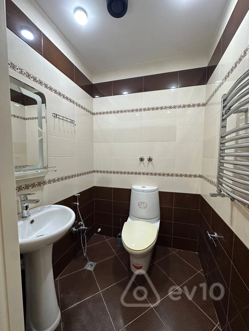 3 otaqlı mənzil, 130 m², Şərifzadə küçəsi — kirayə — Mənzil, Bakı (12)