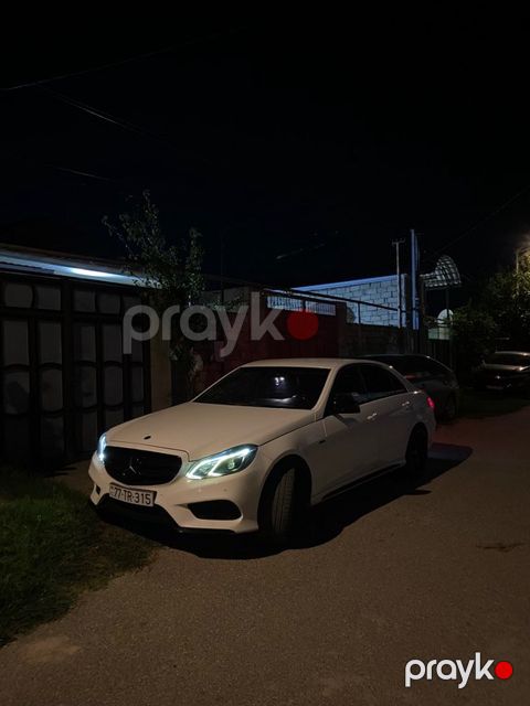 Mercedes E 250, 2.0 L, 2014 il, 302 000 km — Bakı