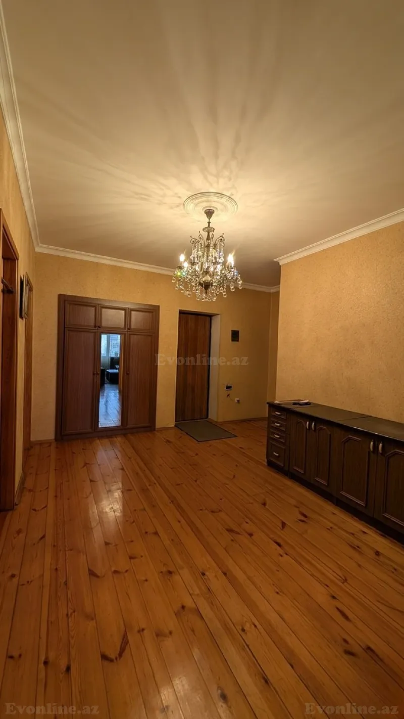Satılır 3 otaqlı Mənzil Yeni tikili 130 m² Bakı, Nəsimi r., 20 Yanvar m., 5-ci mikrorayon — Mənzil, Bakı (2)