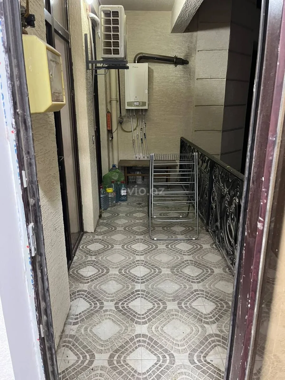 Kirayə 2 otaqlı mənzil Gənclik metrosu yaxınlığında — Mənzil, Bakı (11)