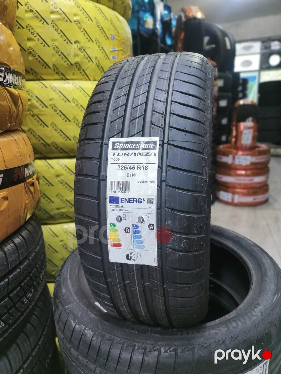 Şinlər 225/45 R18 — Ehtiyat hissələri və aksesuarlar, Bakı (4)
