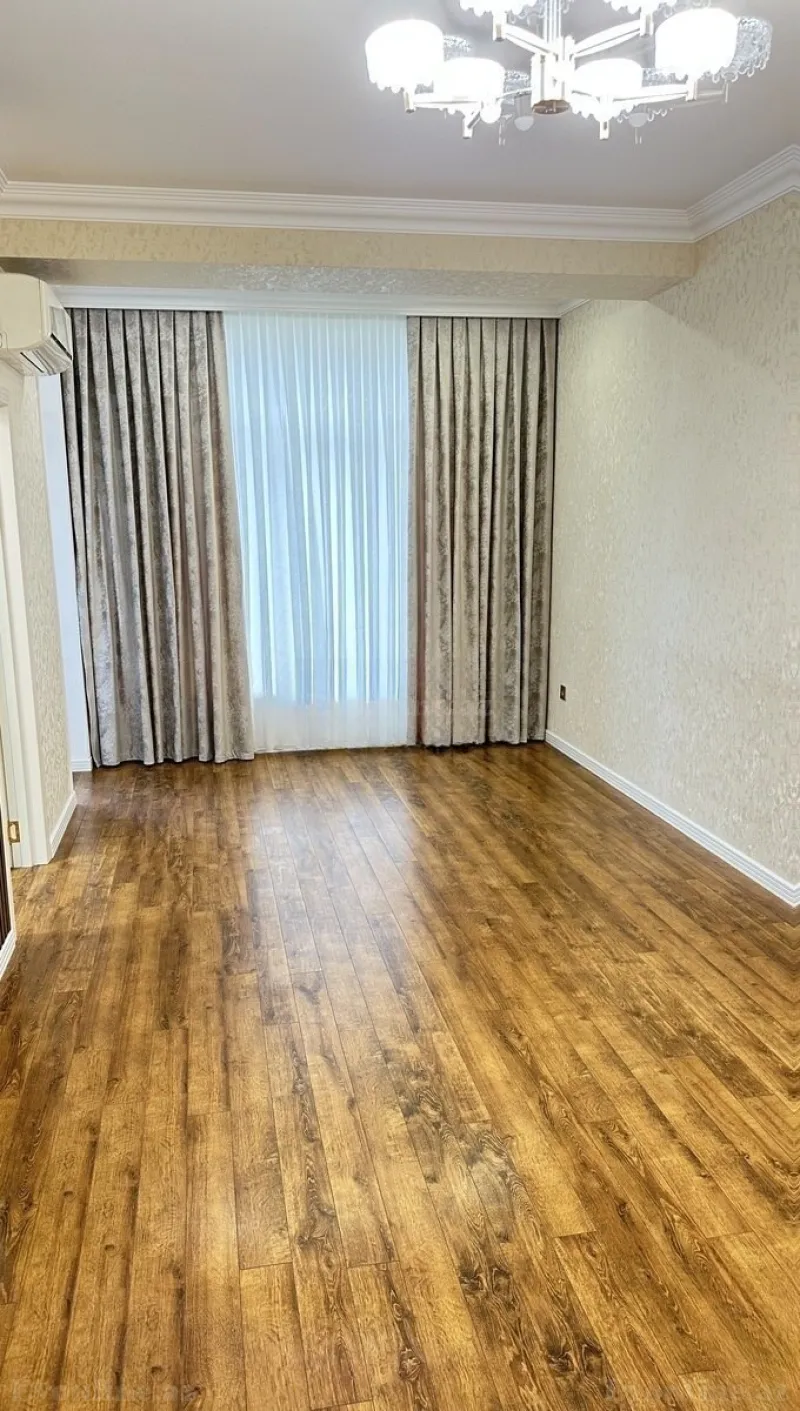 Satılır 3 otaqlı Mənzil Yeni tikili 100 m² Bakı, Yasamal r., 20 Yanvar m — Mənzil, Bakı (7)