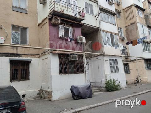 Satılır 1 otaqlı köhnə tikili 35 m² — Bakı