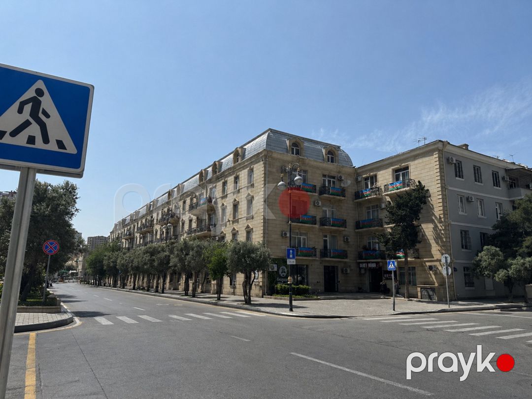 Satılır 3 otaqlı köhnə tikili 100 m² — Mənzil, Bakı (2)