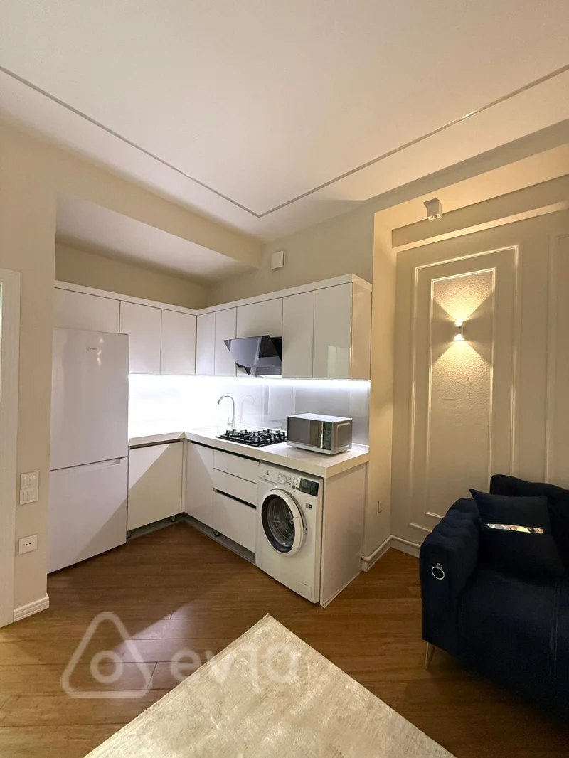 2 otaqlı mənzil, 70 m², genclik mall — kirayə — Mənzil, Bakı (9)