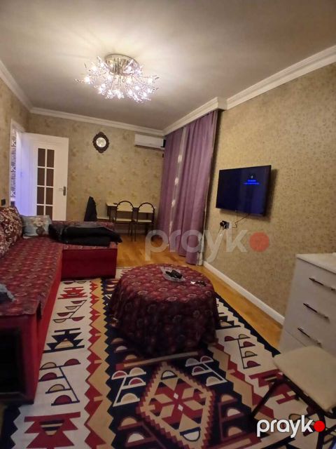 İcarəyə verilir 2 otaqlı köhnə tikili 40 m² — Bakı