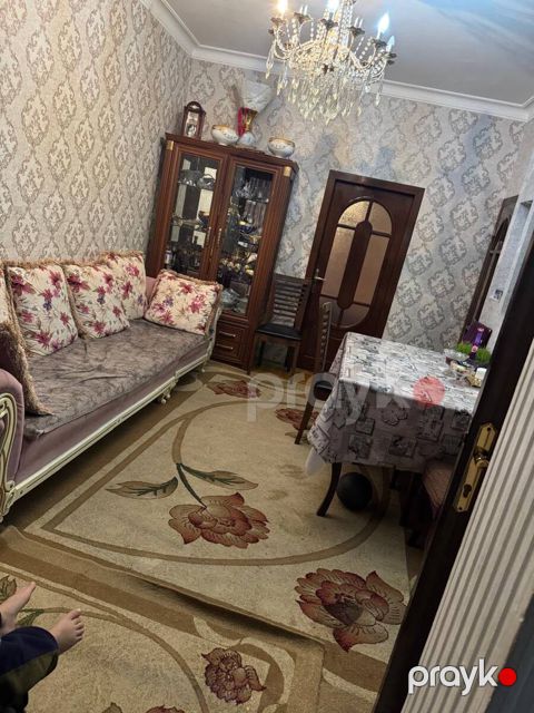Satılır 3 otaqlı köhnə tikili 72 m² — Bakı