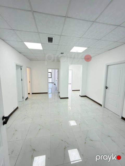 İcarəyə verilir 4 otaqlı ofis 134 m² — Bakı