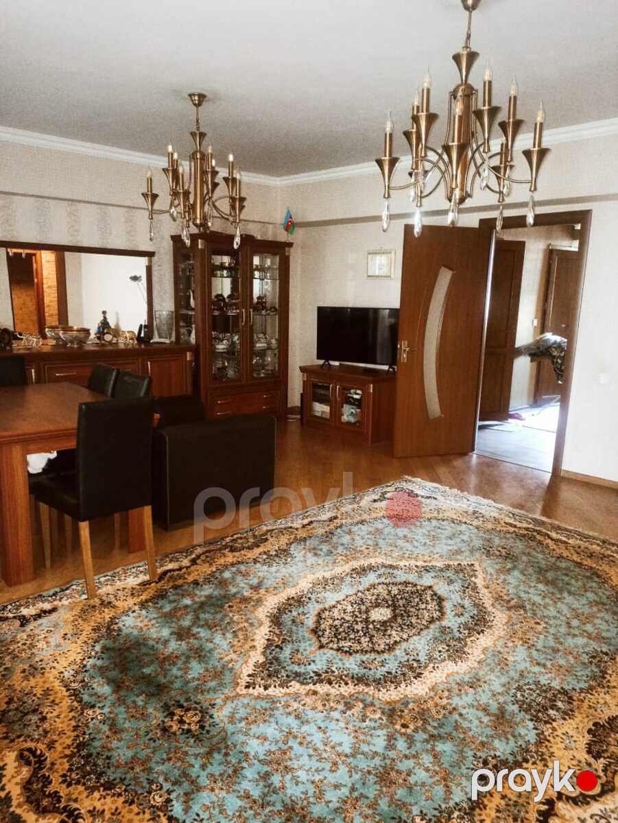 Satılır 4 otaqlı köhnə tikili 120 m² — Mənzil, Bakı (3)
