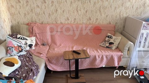 Məhsul: Kiçik ölçülü mobil stol (divanüstü/yataqüstü) Xüsusiyyətlər — Saray