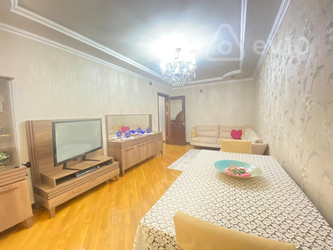 3 otaqlı mənzil, 129 m², Əliyar Əliyev küçəsi — Bakı