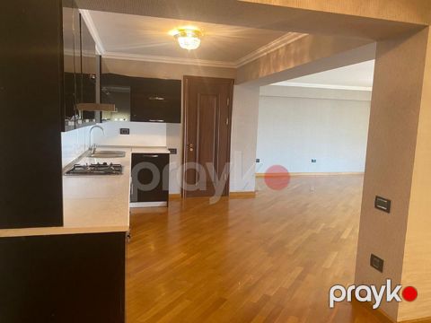 5-otaqlı yeni tikili, Asif Məhərrəmov küç., 300 m² — Bakı