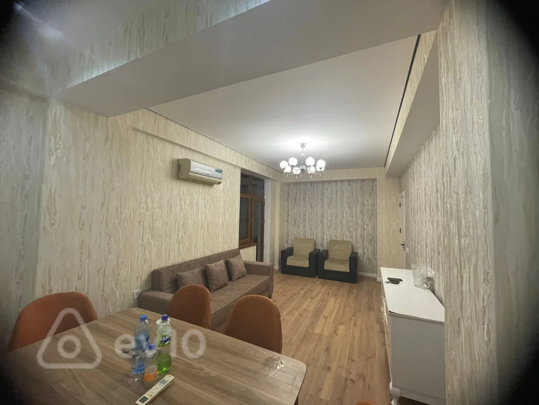 3 otaqlı mənzil, 120 m², Məhəmməd Xiyabani küçəsi — kirayə — Bakı