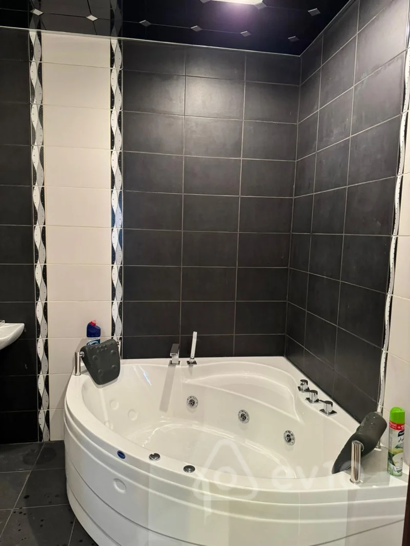 3 otaqlı mənzil, 120 m², Yasamal r-n A.M.Serifzade 26 — Mənzil, Bakı (11)