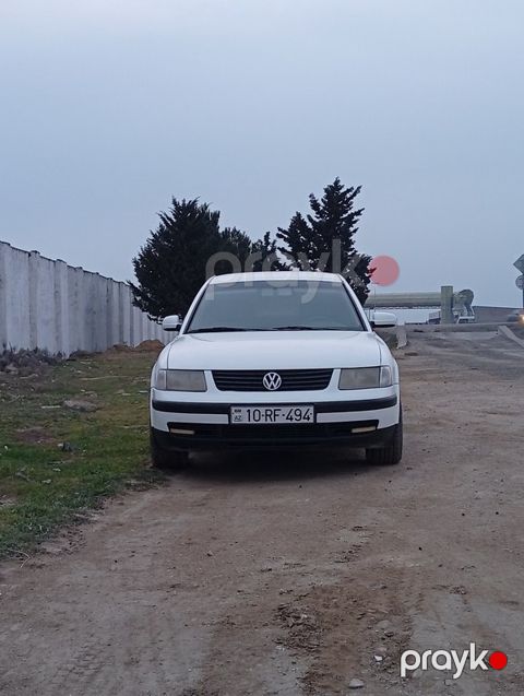 Volkswagen Passat, 1.8 L, 2000 il, 260 000 km — Bakı