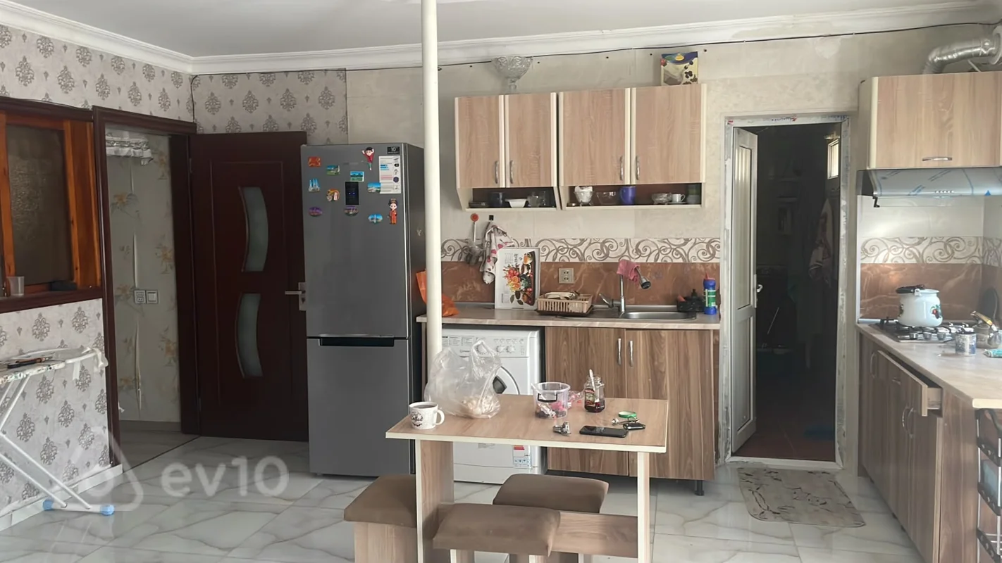 3 otaqlı həyət evi, 700 m², Qara Qarayev — kirayə — Ev, villa, Bakı (10)