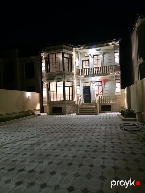 Satılır 6 otaqlı həyət evi/bağ evi 270 m² — Bakı