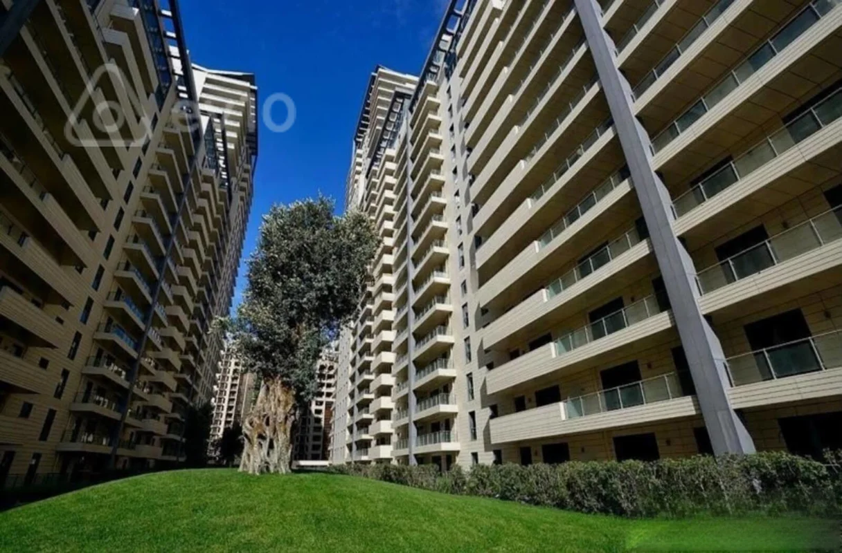 4 otaqlı mənzil, 178 m², Neftciler Pr — Mənzil, Bakı (2)