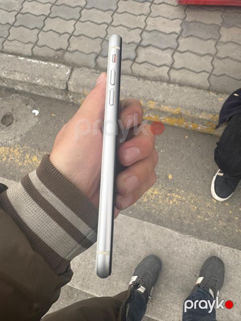 IPhone 11, 64 GB, Gümüşü — Gəncə