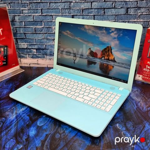 Noutbuk "Asus VivoBook" — Bakı