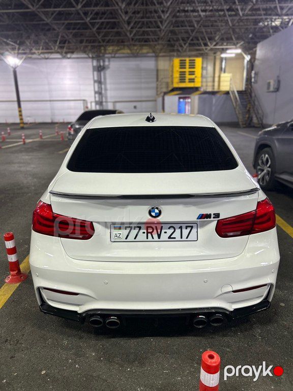 BMW 330, 2.0 L, 2016 il, 228 000 km — Avtomobillər, Bakı (2)