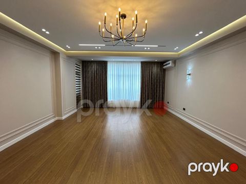 Satılır 4 otaqlı yeni tikili 175 m² — Bakı