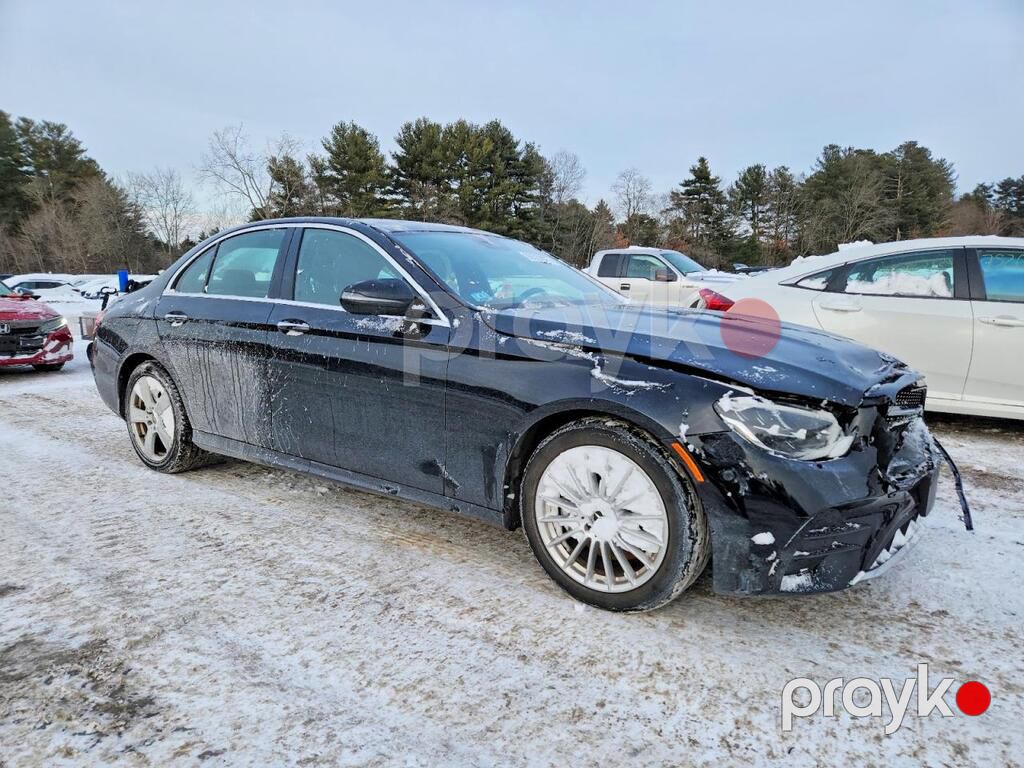 Mercedes E 300, 2.0 L, 2021 il, 65 413 km — Avtomobillər (2)