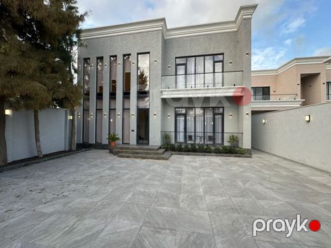 Satılır 4 otaqlı həyət evi/bağ evi 200 m² — Bakı