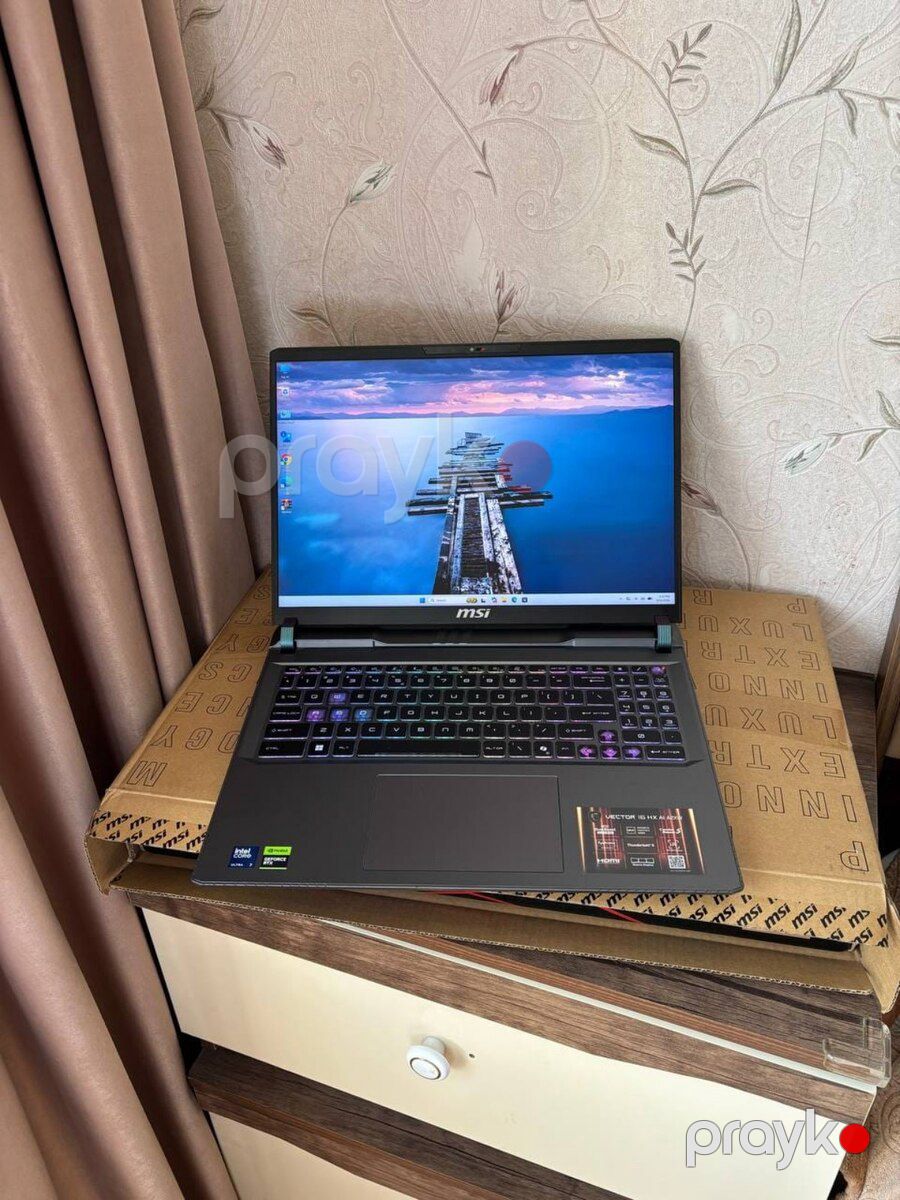 Noutbuk MSI Vector Gaming RTX 5070ti — Noutbuklar, Bakı (2)