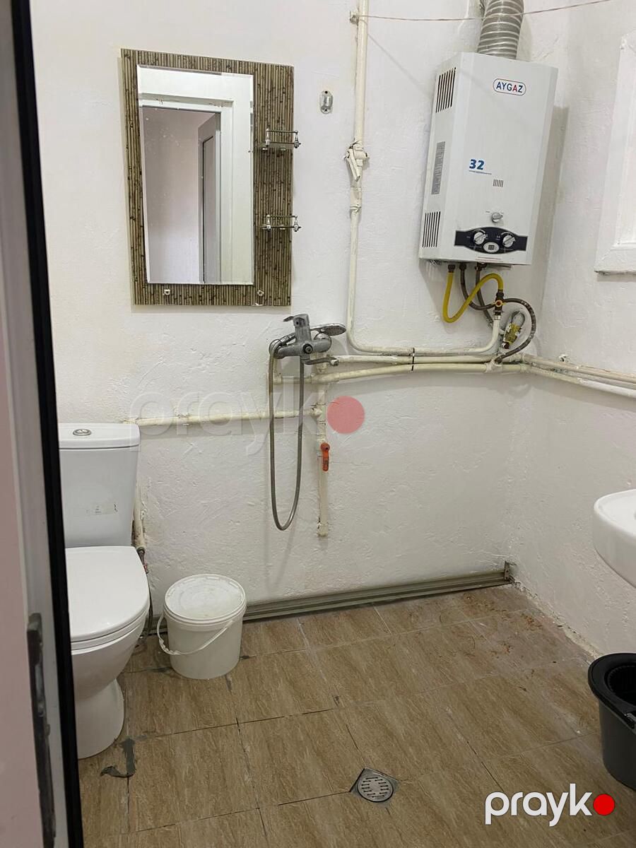 Satılır 1 otaqlı köhnə tikili 40 m² — Mənzil, Bakı (10)