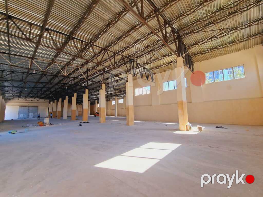 İcarəyə verilir obyekt 1800 m² — Əmlak, Bakı (2)