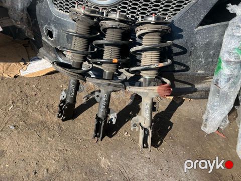 "Toyota Camry" qabaq amortizatoru — Bakı