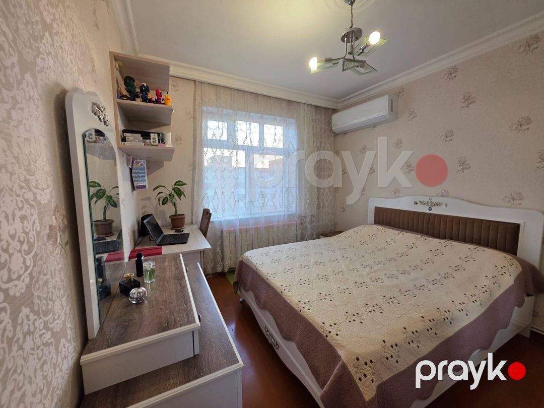 Satılır 2 otaqlı köhnə tikili 65 m² — Mənzil, Bakı (7)